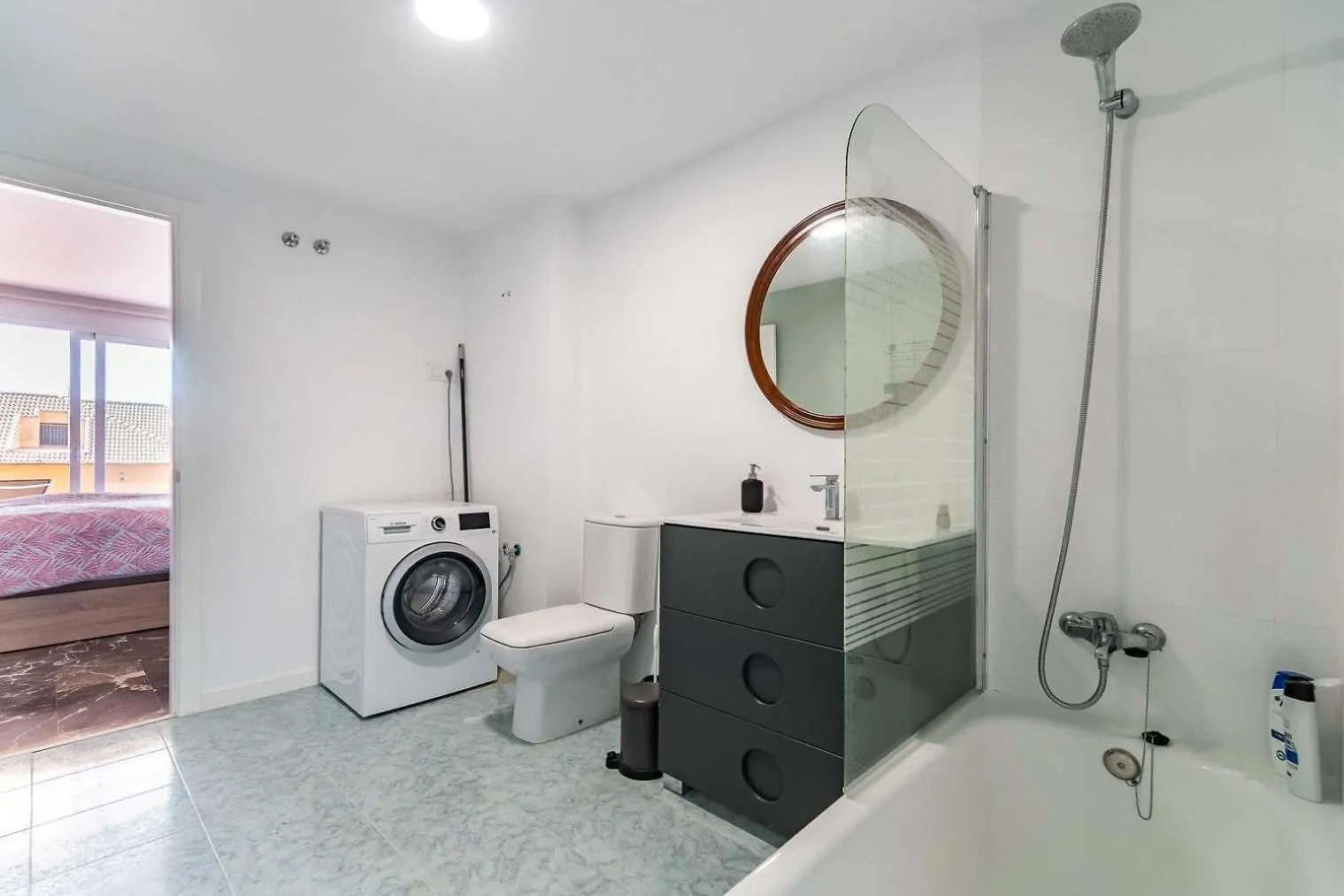 Spacious 3-Bedroom Apartment - Casa Annelise Fuengirola